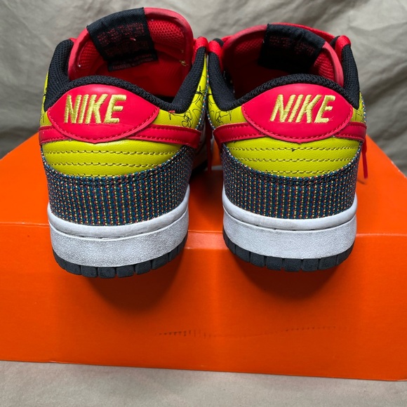 Nike Dunks - Picture 9 of 9